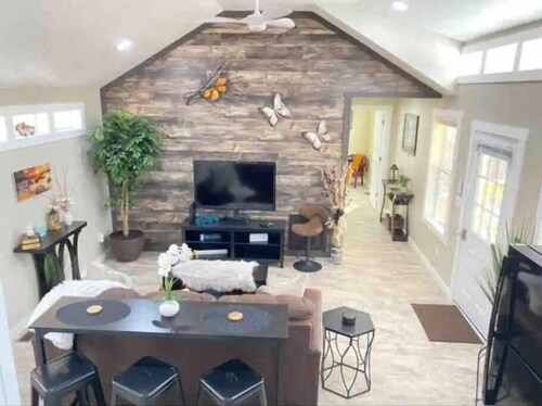 Mountain Hideaway - HOT TUB