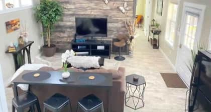 Mountain Hideaway - HOT TUB