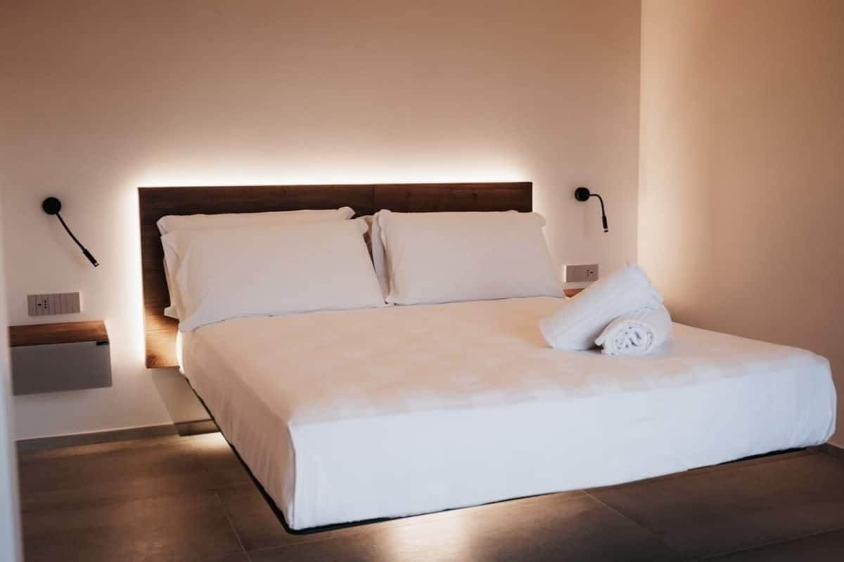 1 bedroom, in-room safe, soundproofing, iron/ironing board