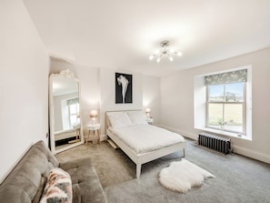 4 habitaciones, wifi gratis y ropa de cama