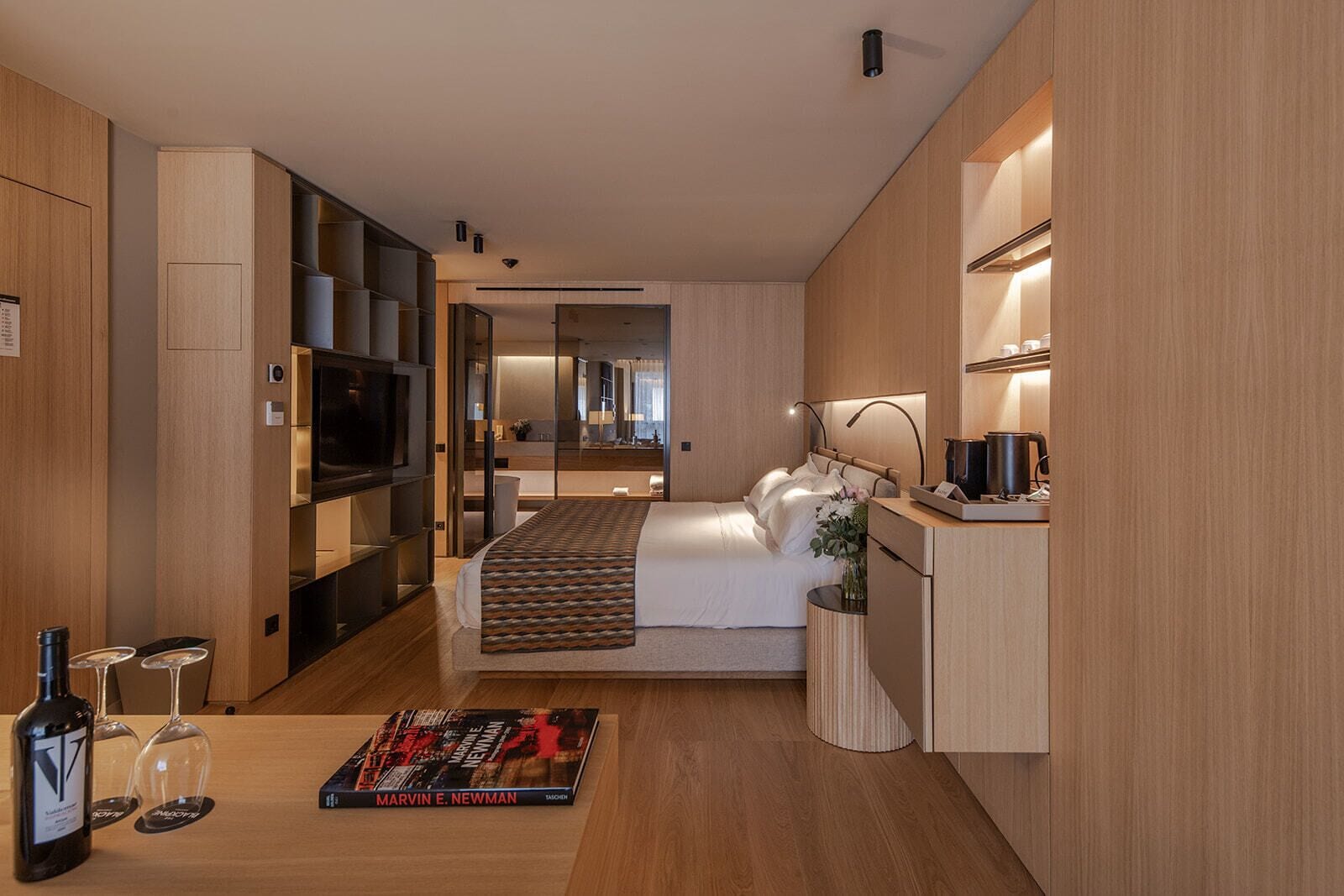 Suite Classique | Literie hypoallergénique, mini-bar avec articles gratuits