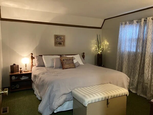 3 bedrooms, WiFi, bed sheets