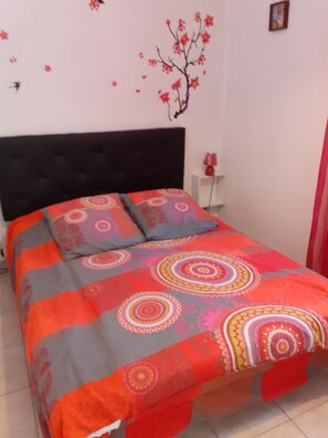 2 Schlafzimmer, Bügeleisen/Bügelbrett, WLAN