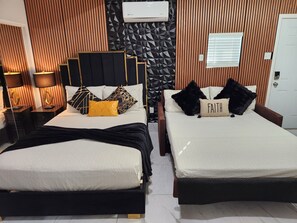 1 chambre, fer et planche à repasser, lit parapluie, Wi-Fi gratuit