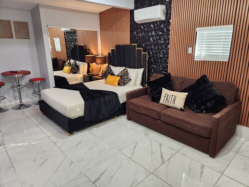 Private New Guest House 5min Freemont FREE Parking