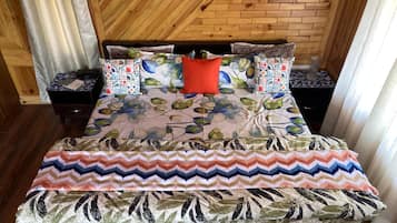 1 bedroom, in-room safe, desk, iron/ironing board