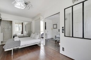 1 sovrum, strykjärn/strykbräda, internet och sängkläder