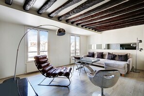 TV - Paris Marais 2 Bedrooms (Paris)