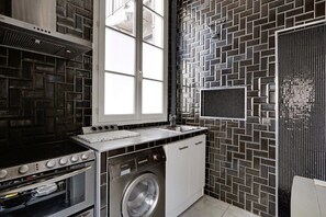 Interior - Paris Marais Besties MERRI1 (Paris)