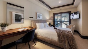 3 slaapkamers, een bureau, een strijkplank/strijkijzer, gratis wifi