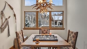 Dining - Firepit, Hot Tub + All the Views | Navigator Lodge (Avon)