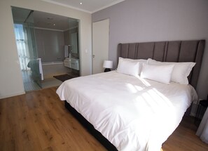 Luxury Apartment - Sandton Smart Apartment Eighteen (Sandton)