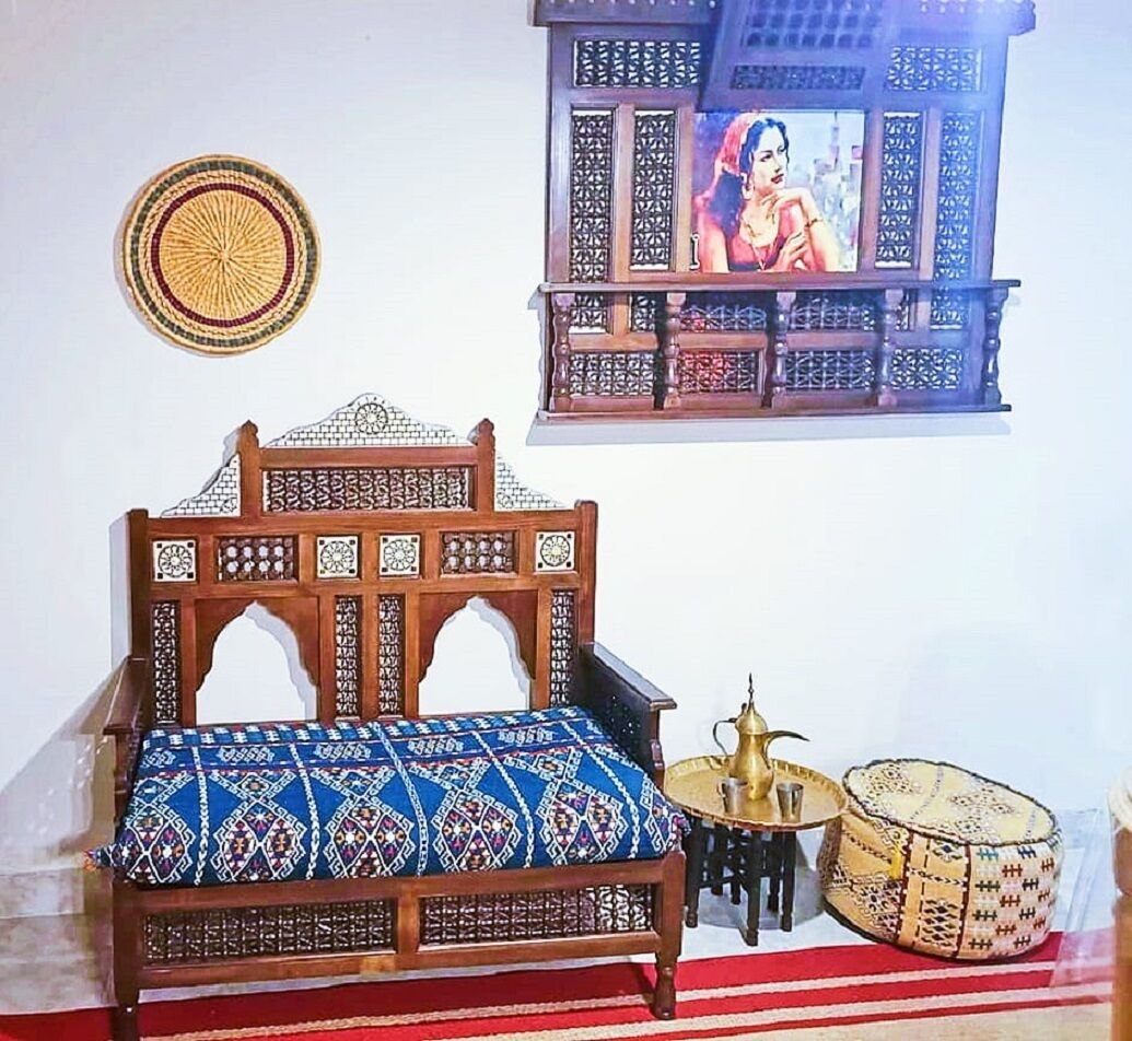 المنشأة من الداخل