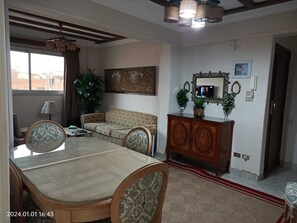 Interior - Lovely & Calm Rooftop in Maadi 5 min from the Nile

 (Cairo Governorate)