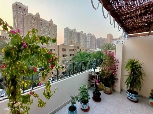 Lovely & Calm Rooftop in Maadi 5 min from the Nile

