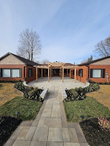 Conductors Quarters - Chic comfort 100% accessible 