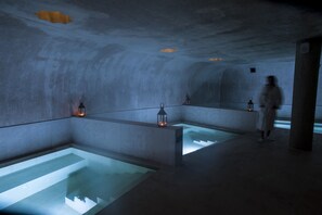 Tyrkisk bad/hammam, kropsbehandlinger, aromaterapi