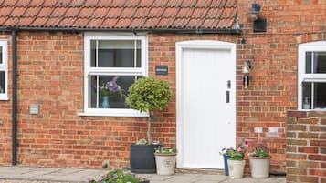 Cottage | Exterior detail