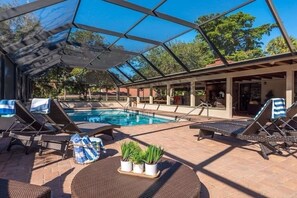 Beheizter Pool