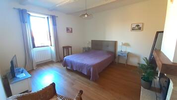 2 habitaciones, wifi y ropa de cama