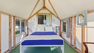 Family Tent | 1 bedroom, free WiFi, bed sheets
