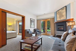 Superior Suite, Garden View | Living area - Costanoa Lodge and Camp (Pescadero)