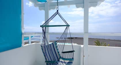 Rooftop Dreamhouse - 3BR with Seaviews