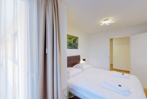 1 bedroom, iron/ironing board, WiFi, bed sheets