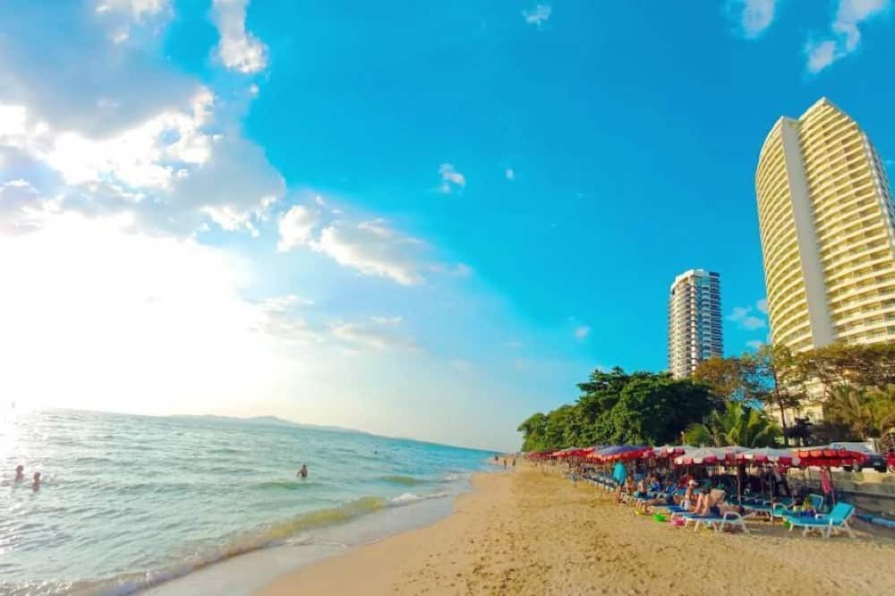 Adriatic Palace Hotel Pattaya
