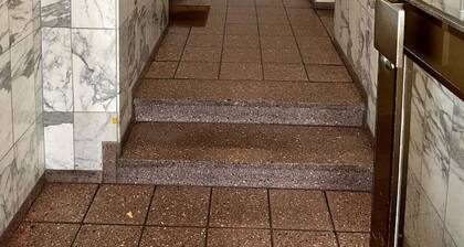 Fantastic 1BR flat in the city center (Marble1)