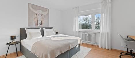 1 bedroom, iron/ironing board, WiFi, bed sheets