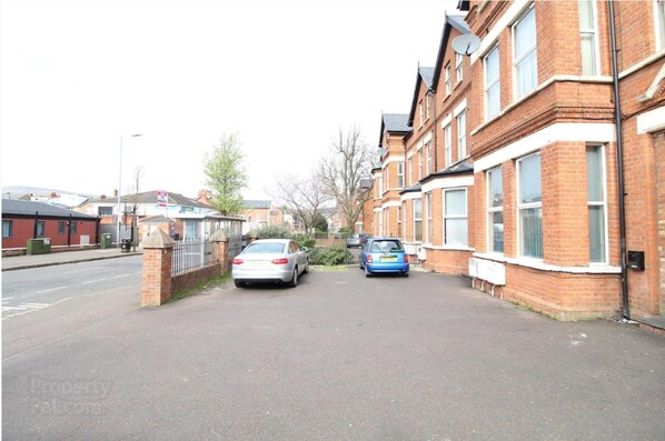 Apartment | Property grounds