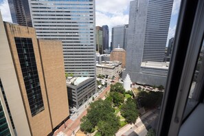 Interior - Cozy Retreat with Rooftop Pool, Parking, and Spacious Comfort (Dallas)