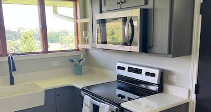 Pastoral 2BDR near Trails | Firepit + Game Room