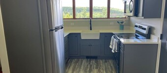 Pastoral 2BDR near Trails | Firepit + Game Room