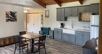 Charming Queen Suite w/ Shared Firepit + Game Room