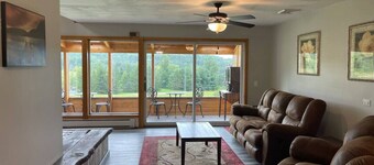 King Suite Near Town + Trails~Game Room + Firepit