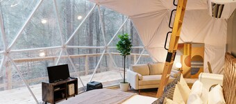 "The Perch" RRG - Modern Elevated Stay w/ Hot Tub