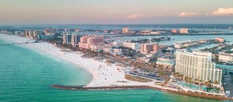 2 MI to USF + Free Pool + GYM