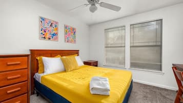 4 bedrooms, iron/ironing board, WiFi, bed sheets