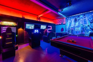 Spielezimmer