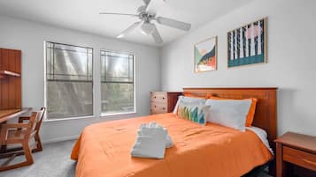 4 camere, una scrivania, ferro/asse da stiro, Wi-Fi