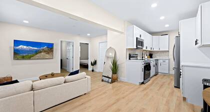 Charming Boynton Beach Home! with Outdoor Area