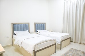 3 ห้องนอน, เครื่องนอนระดับพรีเมียม, เตารีด/โต๊ะรีดผ้า, Wi-Fi ฟรี