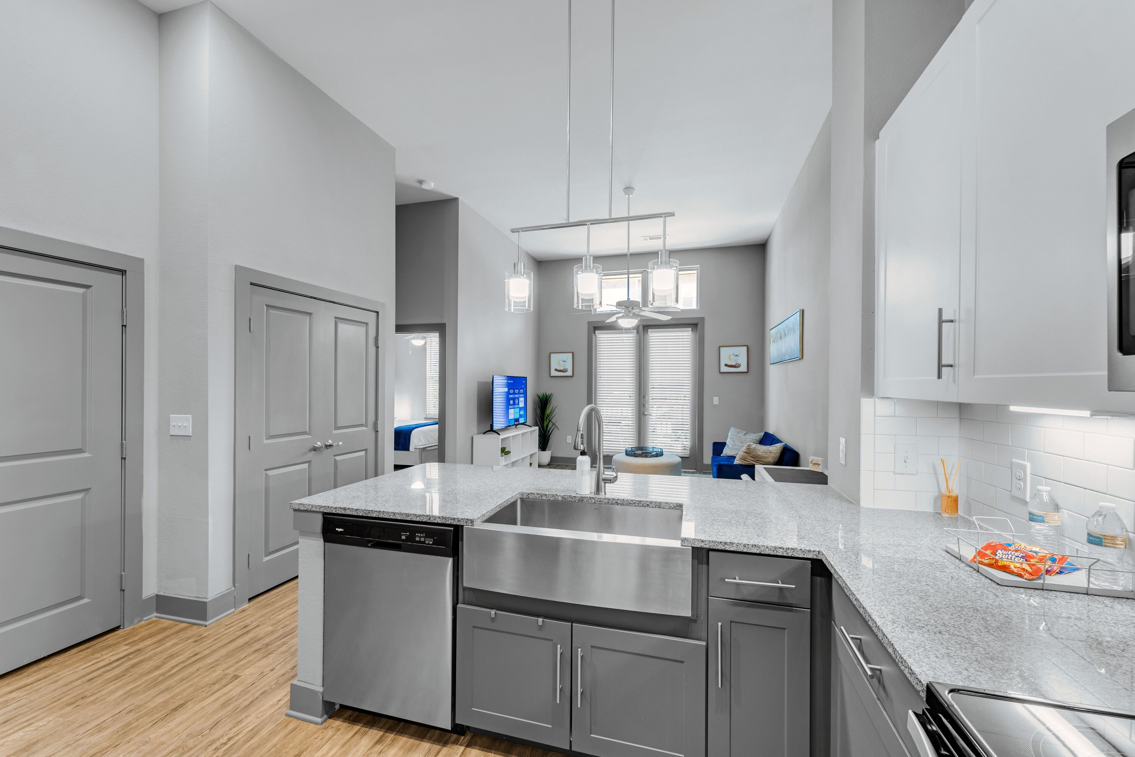 Quiet Luxury in Heart of Frisco!