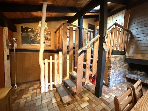 LA POMME DE PIN 1  Appartement avec terrasse