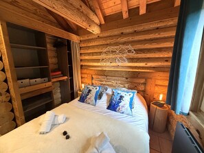2 多间卧室、熨斗/熨衣板、免费 WiFi、床单