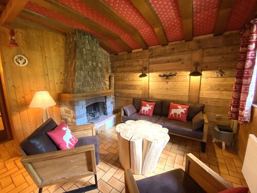 LE TRAPPEUR  Chalet en bois vue montagne