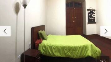 3 多间卧室、免费 WiFi、床单