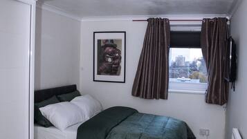 Apartment | 2 bedrooms, free WiFi, bed sheets